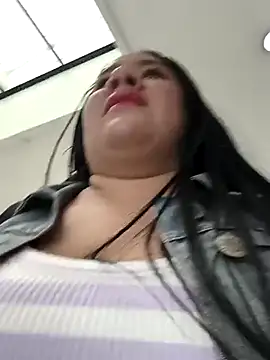 Snapshot of Kendra-daring chatting on March 3, 2026, 6:15 pm Kendra-daring online show from March 3, 2026, 6:15 pm