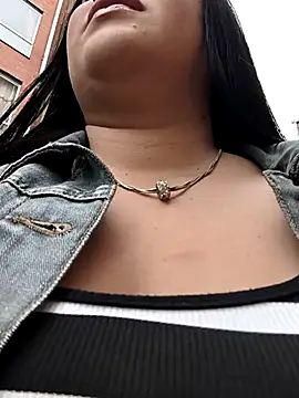 Kendra-daring online show from November 27, 2025, 6:08 pm