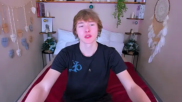 DonaldWoon online show from December 22, 2025, 4:07 pm