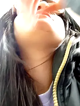 Marilyn 1-2 online show from December 3, 2025, 9:58 pm