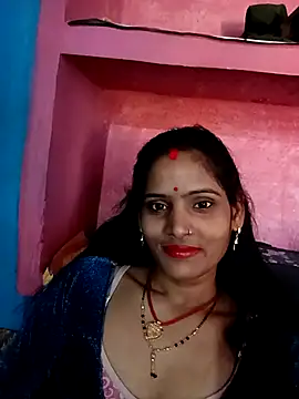 Snapshot of Rt_kinjal chatting on April 28, 2026, 8:41 am Rt kinjal online show from April 28, 2026, 8:41 am
