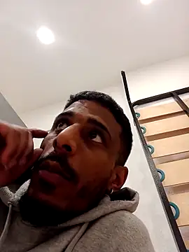 NegroJari online show from November 20, 2025, 5:19 am