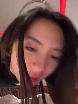 Jinmi125216 online show from April 4, 2026, 8:26 pm