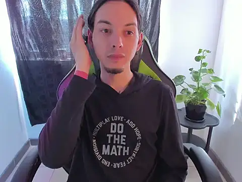 alessandro garcia online show from November 27, 2025, 1:22 pm