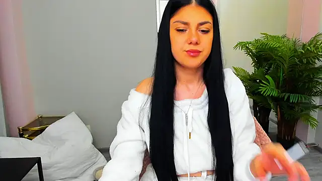 Snapshot of SerennaNoir chatting on March 2, 2026, 8:16 pm SerennaNoir online show from March 2, 2026, 8:16 pm