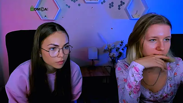 misa angel online show from November 23, 2025, 10:14 am