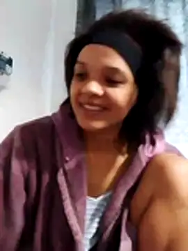 Snapshot of Cadence28 chatting on December 4, 2025, 5:28 am Cadence28 online show from December 4, 2025, 5:28 am