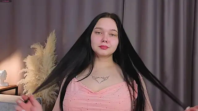 RosaMartines online show from December 2, 2025, 9:16 pm