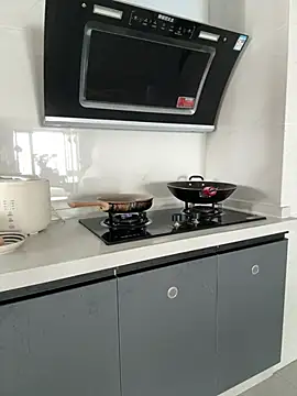 mitao xx online show from April 6, 2026, 3:02 am