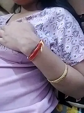 Snapshot of Priya_Sharma04 chatting on March 20, 2026, 7:37 pm Priya Sharma04 online show from March 20, 2026, 7:37 pm