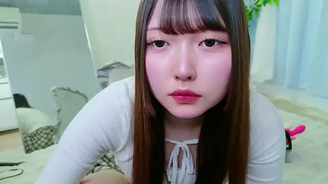  Sakura F online show from April 24, 2026, 5:53 am