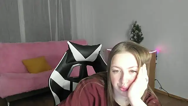 GirlPlayer online show from January 19, 2026, 12:03 am