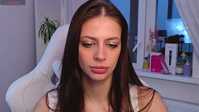 Snapshot of Daria_Promisess chatting on November 28, 2025, 4:23 am Daria Promisess online show from November 28, 2025, 4:23 am