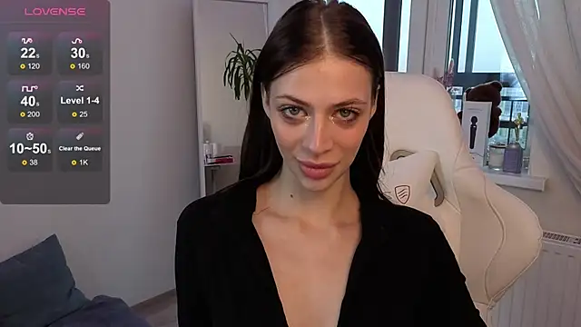 Snapshot of Daria_Promisess chatting on November 25, 2025, 5:08 am Daria Promisess online show from November 25, 2025, 5:08 am