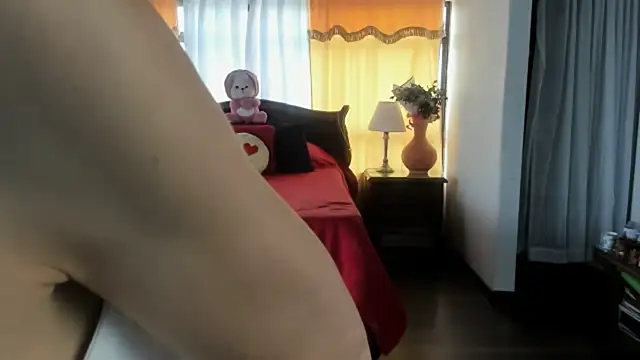 Charlotte-Willson online show from March 25, 2026, 6:40 pm