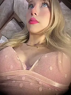 valeryfox   online show from May 28, 2026, 12:29 am
