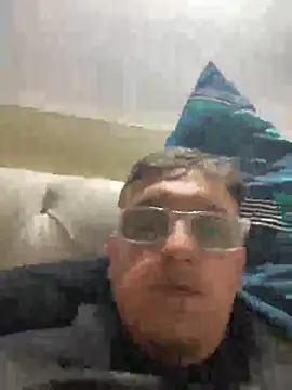 Snapshot of lukas_Paz chatting on August 1, 2026, 7:28 am lukas Paz online show from August 1, 2026, 7:28 am