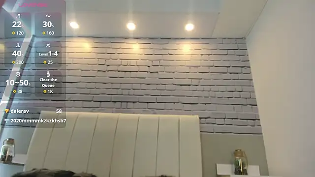 Snapshot of SophieeMoore chatting on March 1, 2026, 3:12 pm SophieeMoore online show from March 1, 2026, 3:12 pm