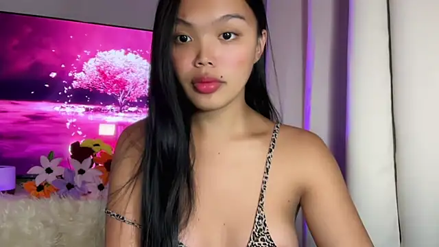 Somefun molly online show from November 21, 2025, 6:29 pm