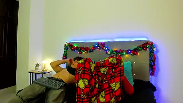 eren jeager online show from December 23, 2025, 12:54 am