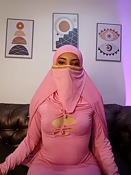 layla Habid online show from November 22, 2025, 8:18 pm