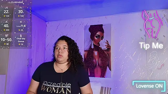 perlapurpura20 online show from November 22, 2025, 4:11 am