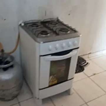  -bebe leite-  online show from November 25, 2025, 12:16 pm