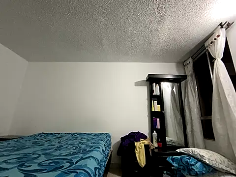 Snapshot of LyaRose chatting on November 29, 2025, 1:06 am LyaRose online show from November 29, 2025, 1:06 am