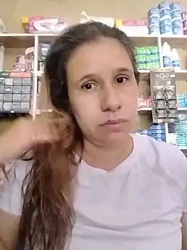 MIA-LARIOS online show from July 3, 2026, 2:34 pm