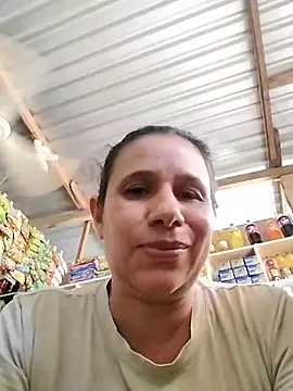 MIA-LARIOS online show from July 5, 2026, 3:41 pm