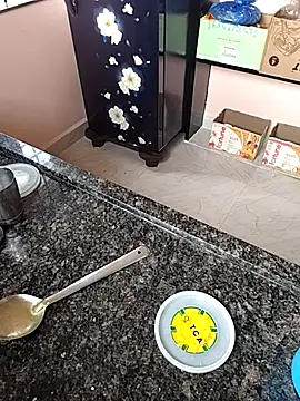 Sweet Madhavi online show from November 27, 2025, 2:45 am