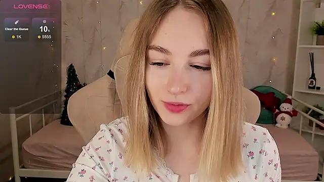 Shy Polly online show from December 15, 2025, 12:05 am