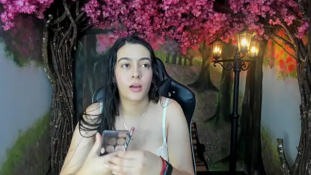 Teasybabe online show from November 22, 2025, 11:09 am