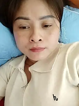 Swan-swan123 online show from November 22, 2025, 5:28 am