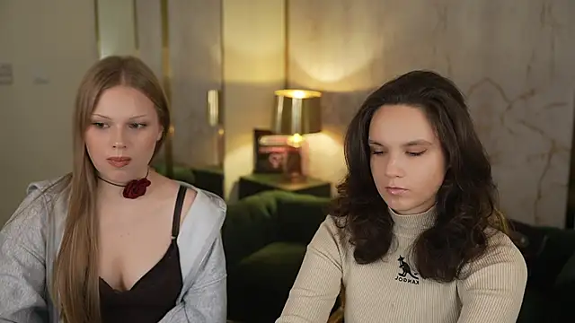 Charlotte Dreams online show from December 3, 2025, 3:33 pm