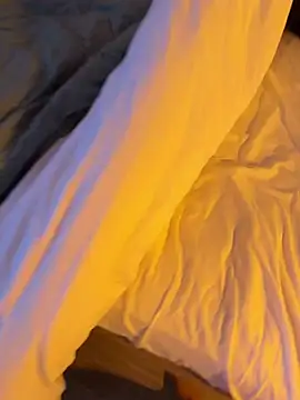 Snapshot of DuoMystic chatting on March 4, 2026, 7:43 pm DuoMystic online show from March 4, 2026, 7:43 pm