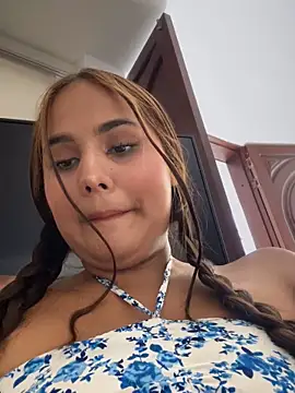 Snapshot of noa_harper chatting on November 28, 2025, 2:17 pm noa harper online show from November 28, 2025, 2:17 pm