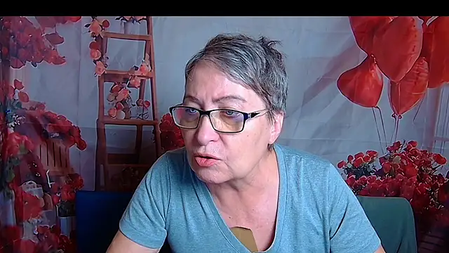 Snapshot of OlgaLuck chatting on February 13, 2026, 6:13 am OlgaLuck online show from February 13, 2026, 6:13 am