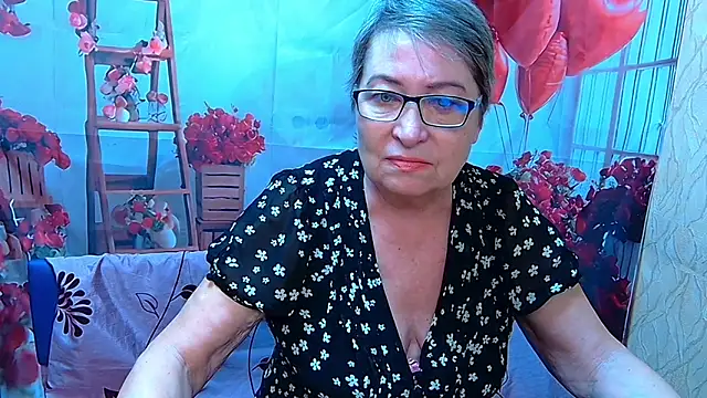 OlgaLuck online show from April 2, 2026, 5:25 am