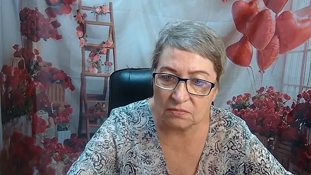 Snapshot of OlgaLuck chatting on May 25, 2026, 5:07 am OlgaLuck online show from May 25, 2026, 5:07 am