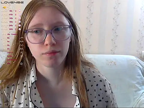 LustfulSarah online show from December 15, 2025, 10:15 pm