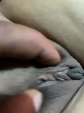 Snapshot of paro22_sex chatting on February 26, 2026, 5:46 pm paro22 sex online show from February 26, 2026, 5:46 pm