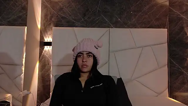 mia violet8 online show from November 26, 2025, 1:49 am