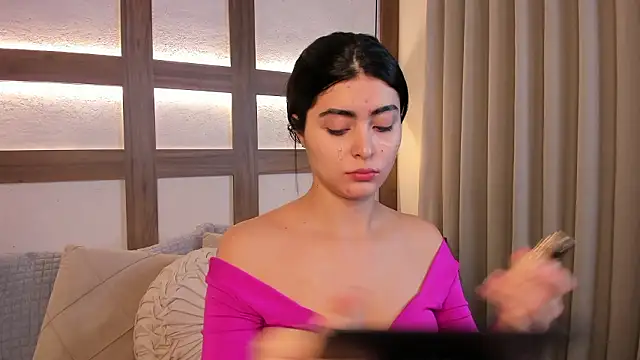 Snapshot of SarhaVega chatting on February 21, 2026, 12:29 pm SarhaVega online show from February 21, 2026, 12:29 pm