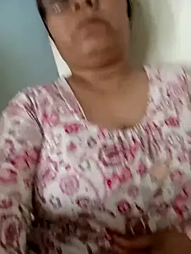 Snapshot of Janvi_your_Love1 chatting on December 23, 2025, 5:29 am Janvi your Love1 online show from December 23, 2025, 5:29 am