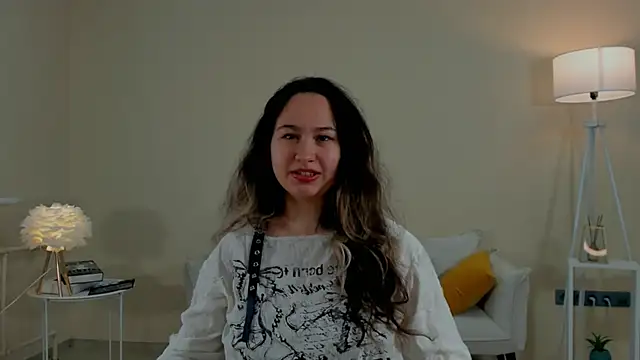 RebecaGarett online show from November 25, 2025, 5:41 am