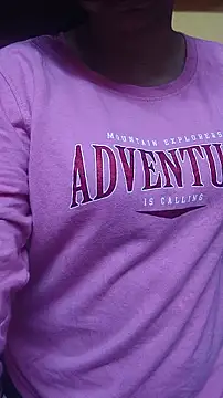 Snapshot of SameeraReddy19 chatting on February 2, 2026, 2:43 am SameeraReddy19 online show from February 2, 2026, 2:43 am