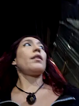 Eveeelyn25 online show from February 12, 2026, 1:16 am