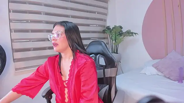 samantha loughty online show from December 2, 2025, 7:15 pm