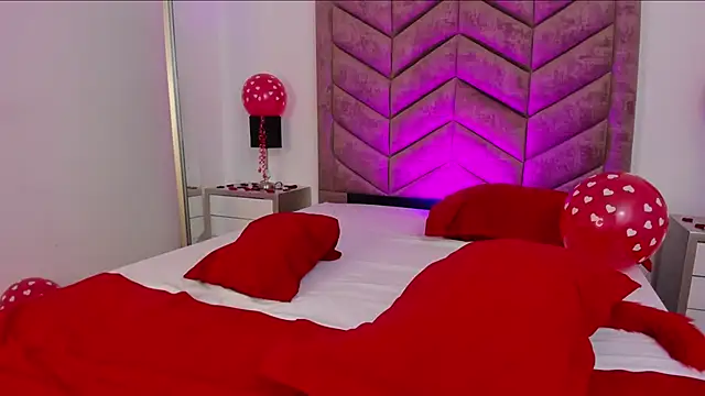 Snapshot of CleoColliva_ chatting on February 15, 2026, 7:51 am CleoColliva online show from February 15, 2026, 7:51 am